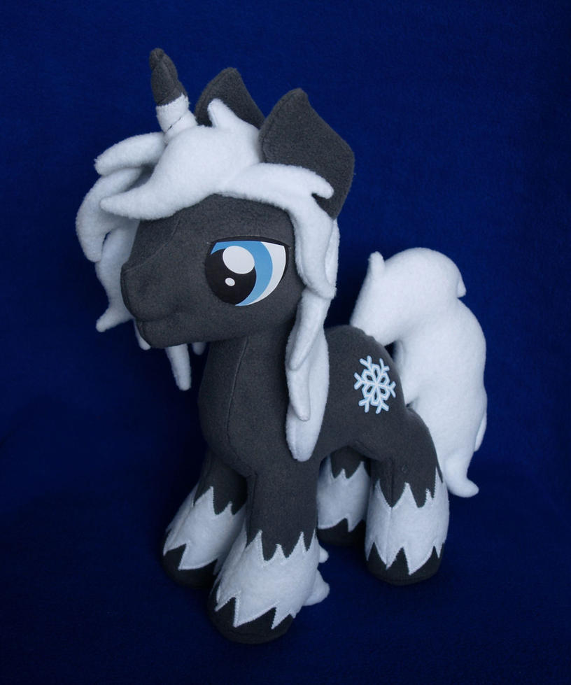 oc_icicle_night_mlp_plushie_by_adamar44-